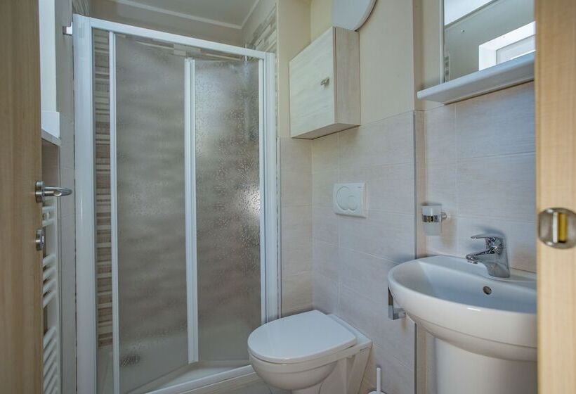 Апартаменты 2 Спальни, Aparthotel Des Alpes