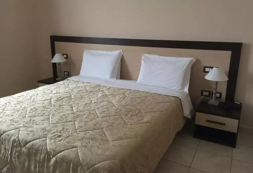 Camera Standard Accessibile ai Disabili, De La Ville Relais