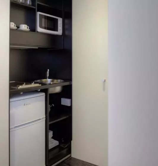 スタンダード４人部屋, Nox Belsize Park