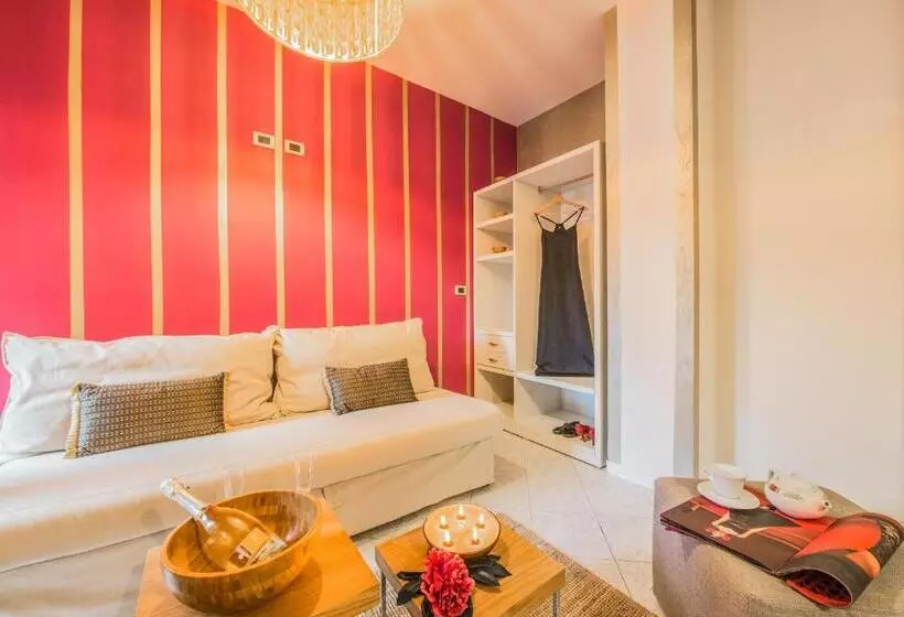 Juniorsviitti, Thea & Residence