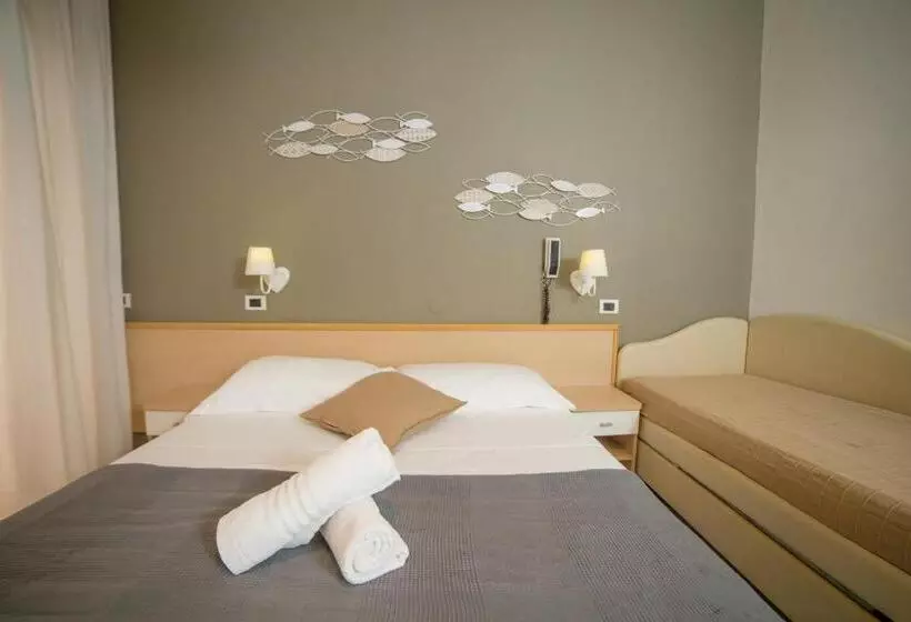 Perhehuone, Thea & Residence