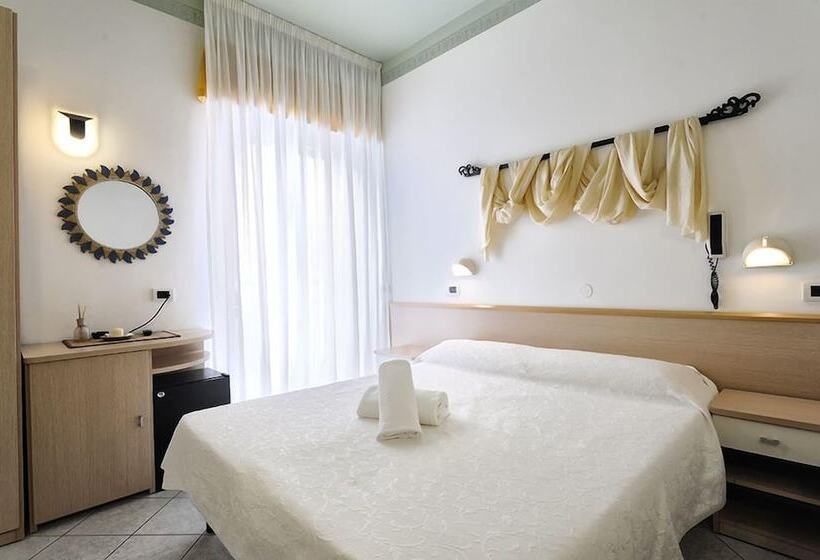 Quarto Estandar, Thea & Residence