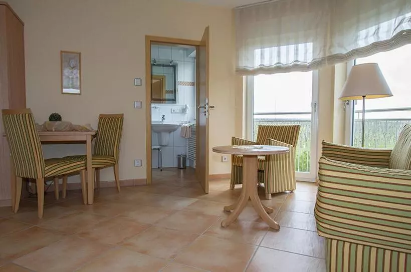Standard Yhden Hengen Huone, Villa Toskana