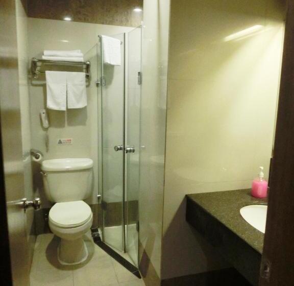 اتاق لوکس, New Asia