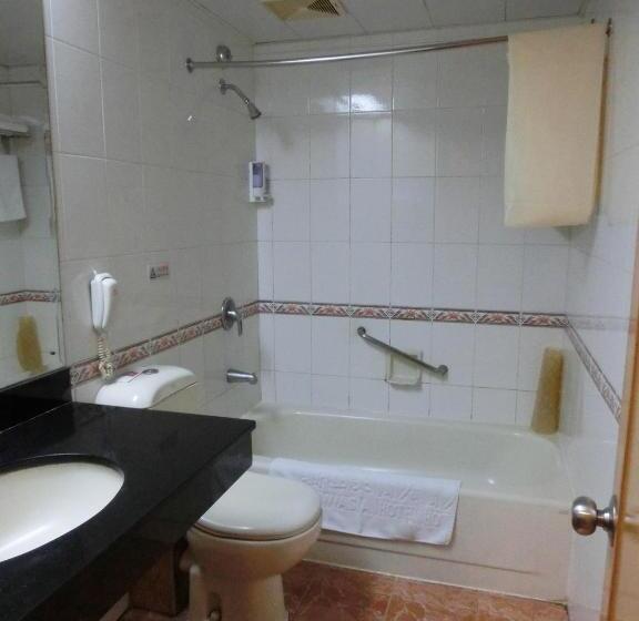 اتاق لوکس, New Asia