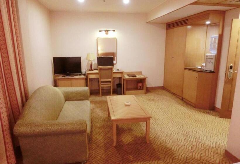 اتاق لوکس, New Asia