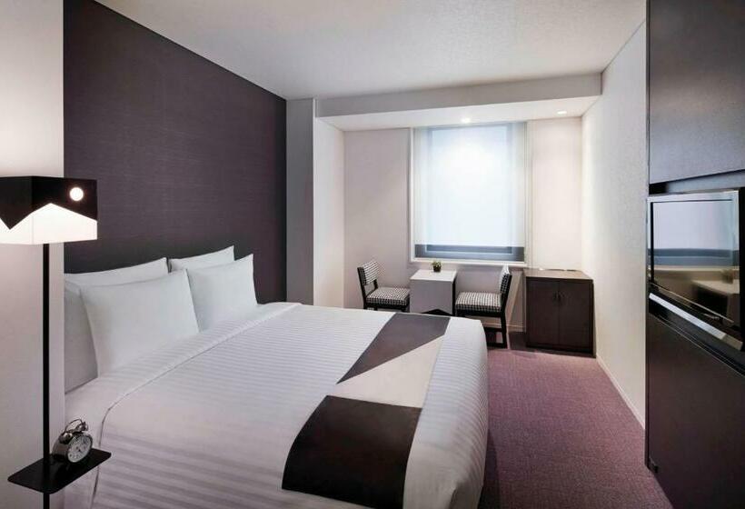 Номер Стандарт, Courtyard By Marriott Tokyo Station