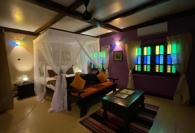 سوییت سوپریور, Jafferji House