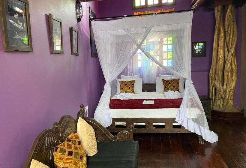 سوییت سوپریور, Jafferji House