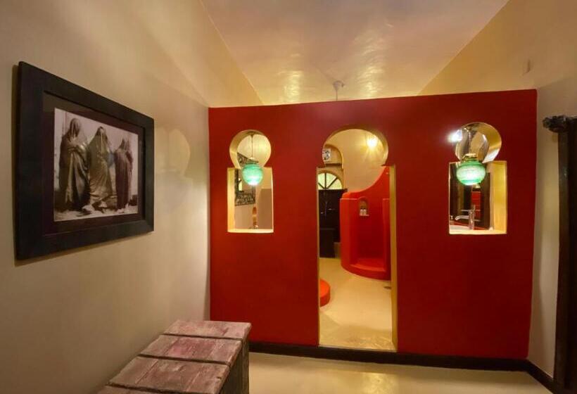 سوییت سوپریور, Jafferji House