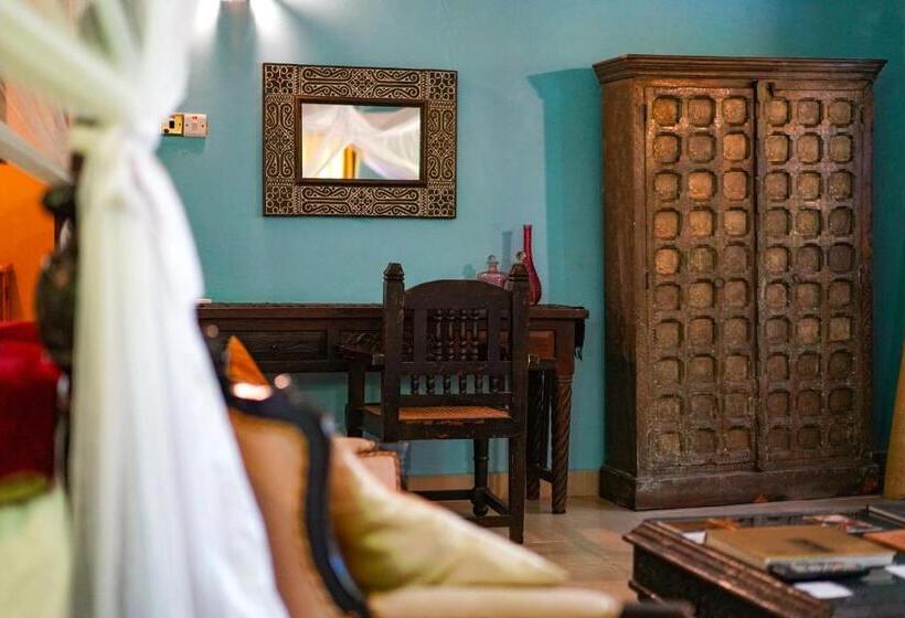 سوییت اجرایی, Jafferji House