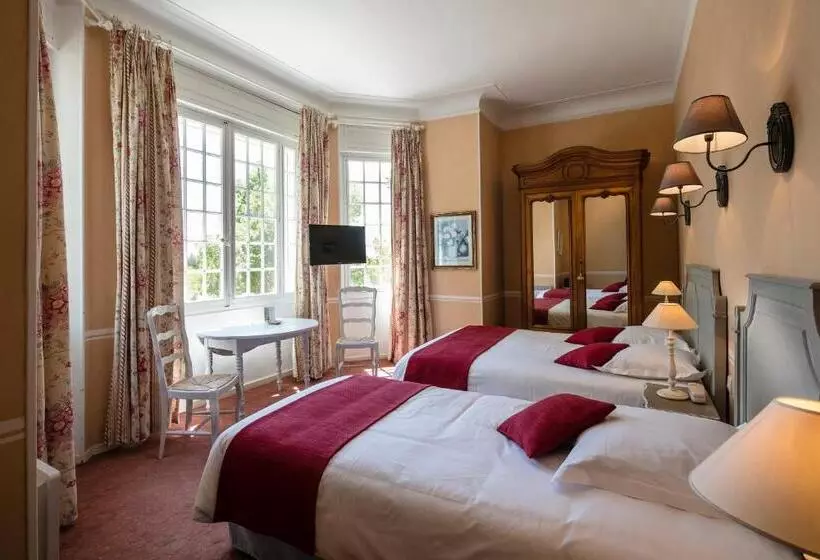 スタンダードトリプルルーム, Demeures Et Châteaux Hôtel L Hermitage