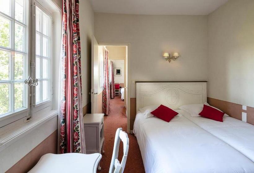Четырехместный Номер Стандарт, Demeures Et Châteaux Hôtel L Hermitage