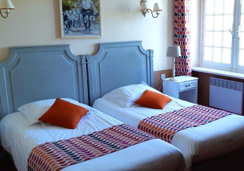 اتاق استاندارد سه نفره, Demeures Et Châteaux Hôtel L Hermitage