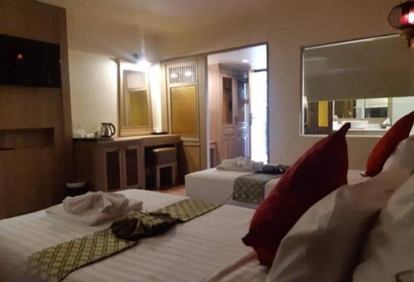 Семейный Номер, Nak Nakara Hotel Sha Extra Plus