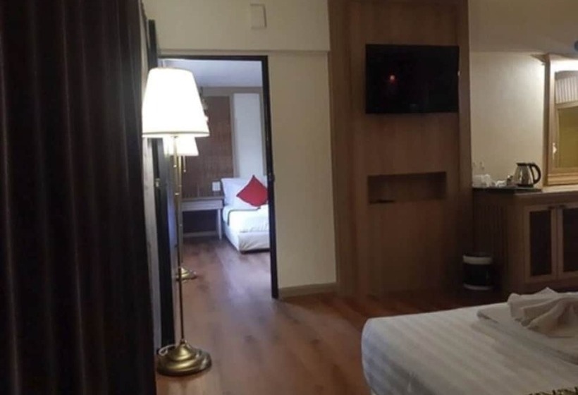 Семейный Номер, Nak Nakara Hotel Sha Extra Plus