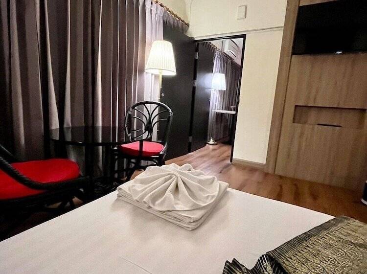 Семейный Номер, Nak Nakara Hotel Sha Extra Plus