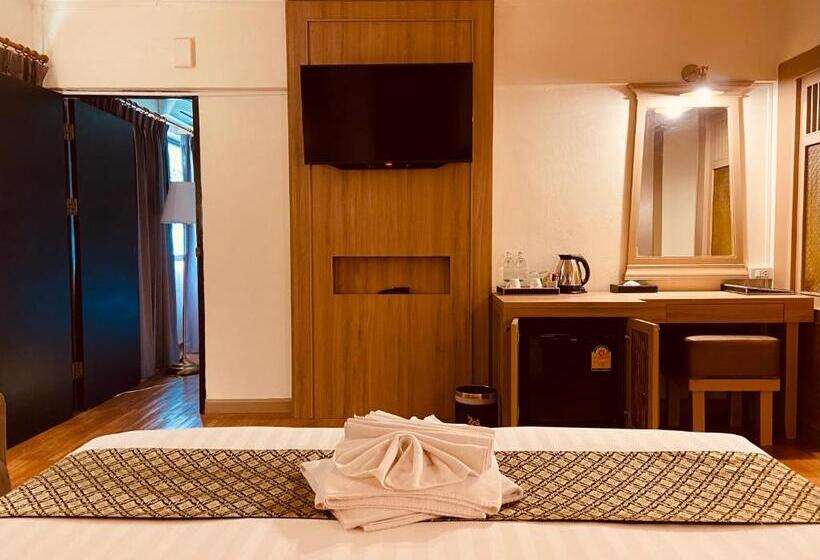 Семейный Номер, Nak Nakara Hotel Sha Extra Plus