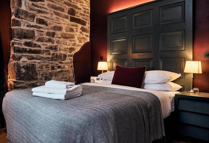 古典房间, The Brown S