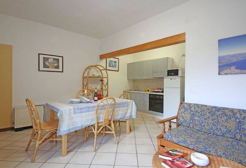 شقة غرفتين, Villenpark Sanghen