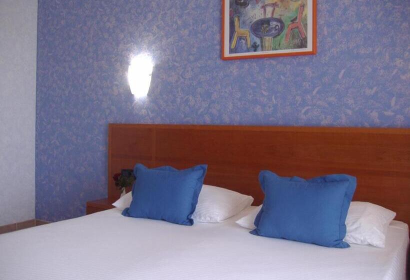 غرفة كلاسيكية فردية, Zlatni Lav