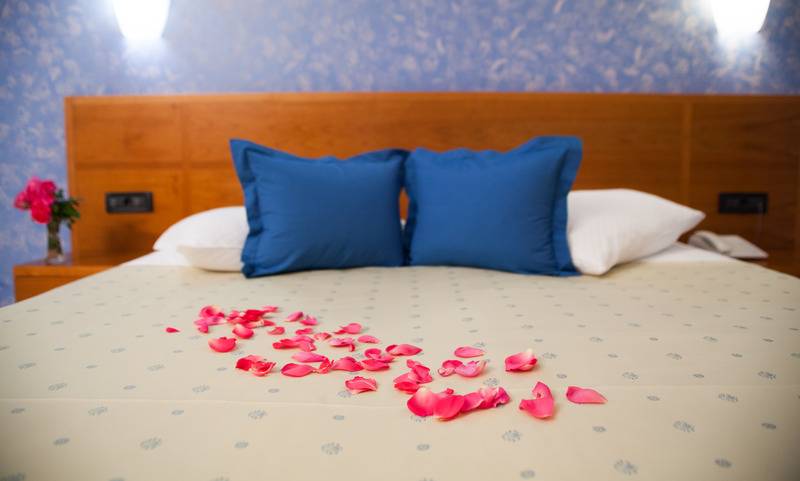 غرفة قياسية مزوَّدة بشُرفة, Zlatni Lav