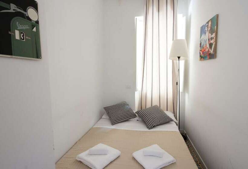 اتاق استاندارد یک نفره, Colosseo Con Il Cuore