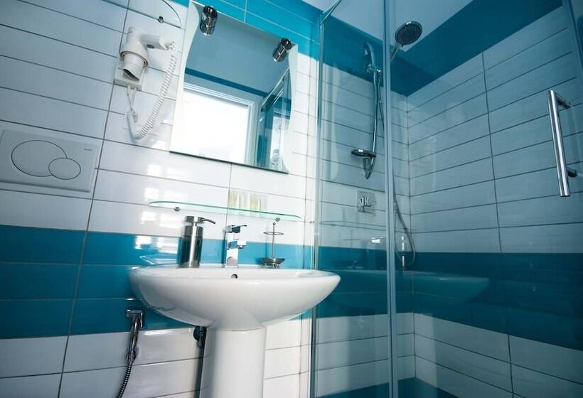 اتاق استاندارد, Colosseo Con Il Cuore