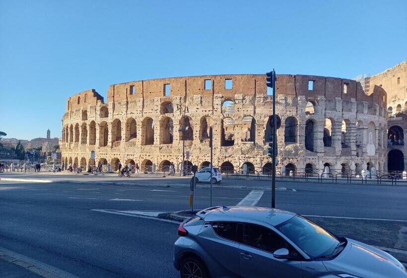 اتاق استاندارد سه نفره, Colosseo Con Il Cuore