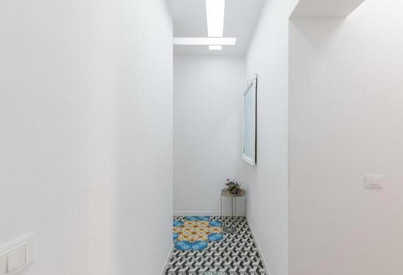 اتاق استاندارد, Colosseo Con Il Cuore