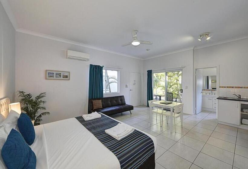 标准工作室, Sandcastles 1770 Motel & Resort