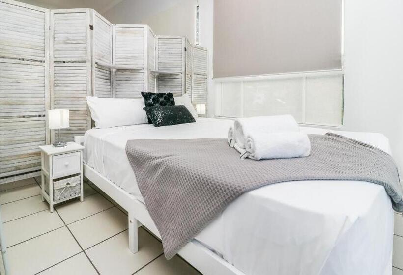 高级工作室, Sandcastles 1770 Motel & Resort