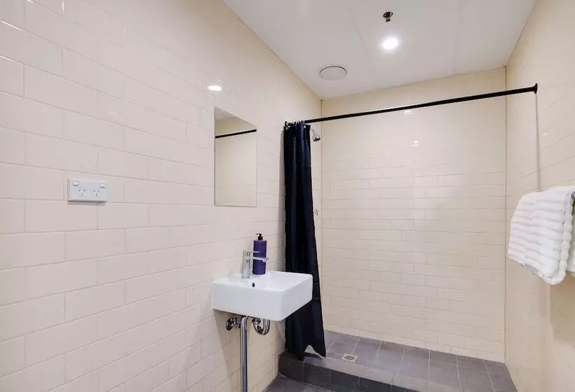 Vuode Makuusalissa, Trademark Hostel Sydney