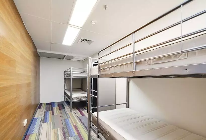 Vuode Makuusalissa, Trademark Hostel Sydney