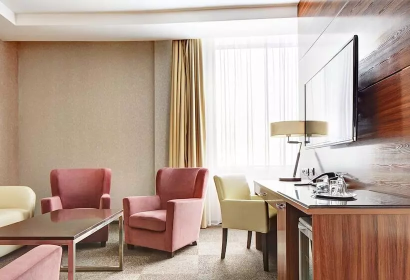 スタンダードスタジオ, Victoria Olimp Hotel Minsk