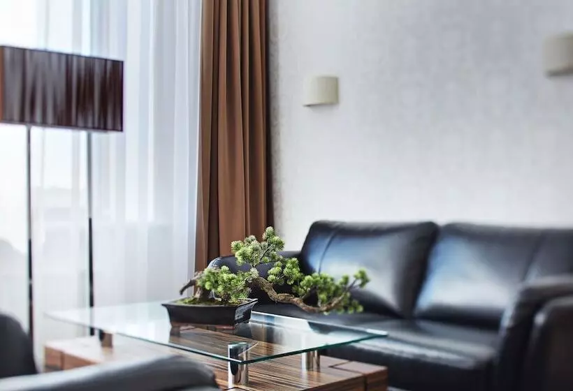 スーペリアースイート, Victoria Olimp Hotel Minsk