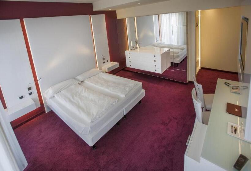 Номер Deluxe Вид на Озеро, Wellness Hotel Casa Barca