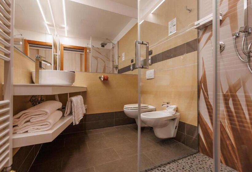 标准间侧面带海景, Wellness Hotel Casa Barca