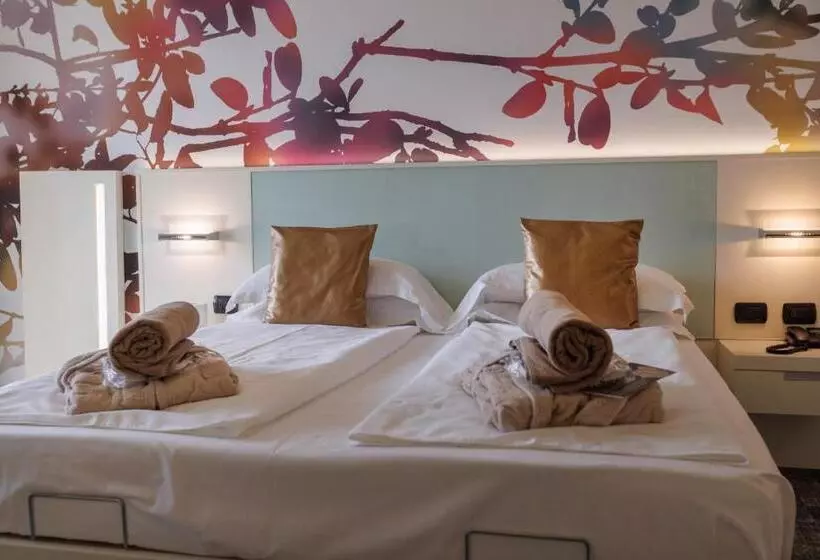 湖の見えるジュニアスイート, Wellness Hotel Casa Barca