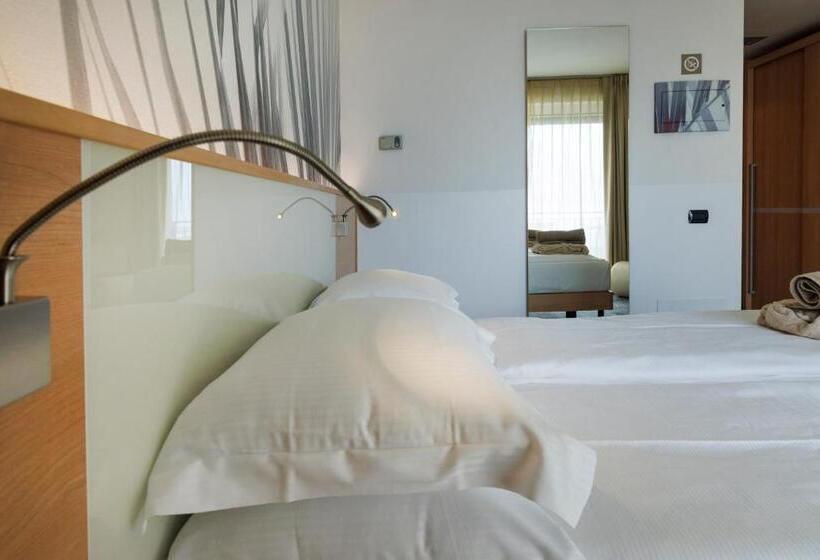 标准间侧面带海景, Wellness Hotel Casa Barca