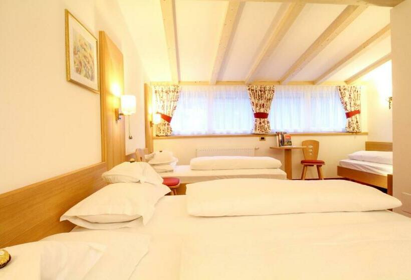 Семейный Номер, Garni Crepaz