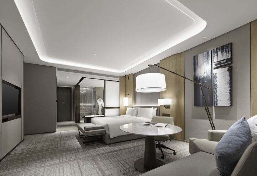 اتاق لوکس, Hilton Zhuji