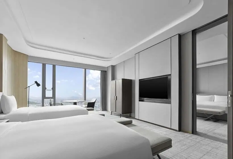 デラックスルーム, Hilton Zhuji