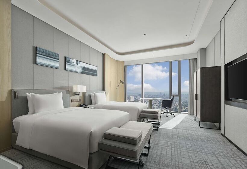 اتاق لوکس, Hilton Zhuji