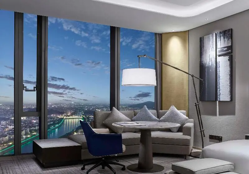 デラックスルーム, Hilton Zhuji