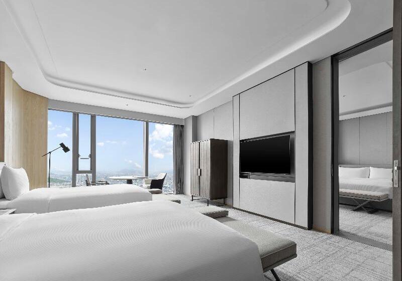 デラックスルーム, Hilton Zhuji