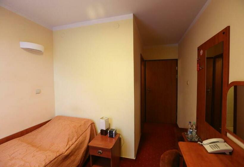 חדר סטנדרט יחיד, Korona