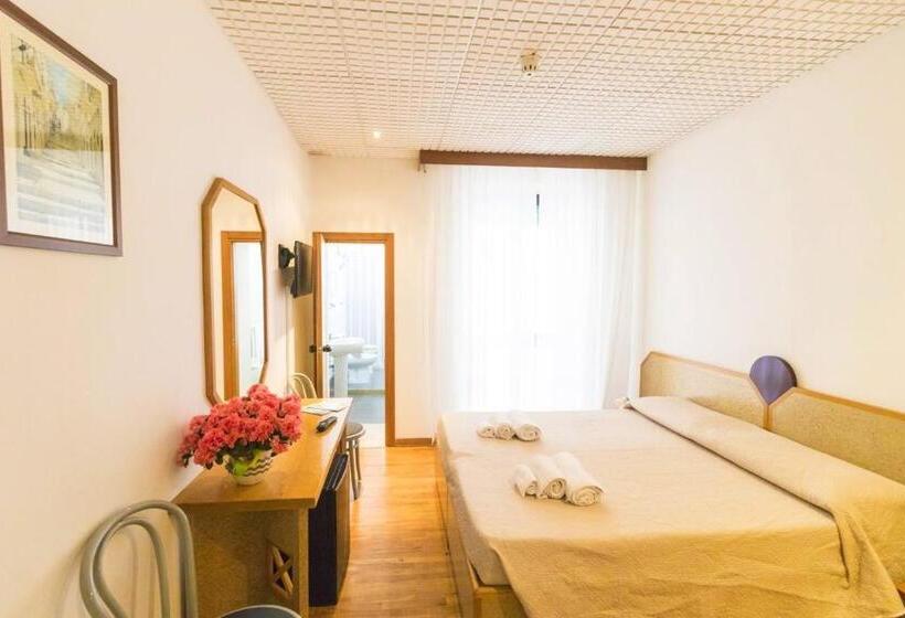 חדר סטנדרט נוף לגינה, Albergo Palazzo