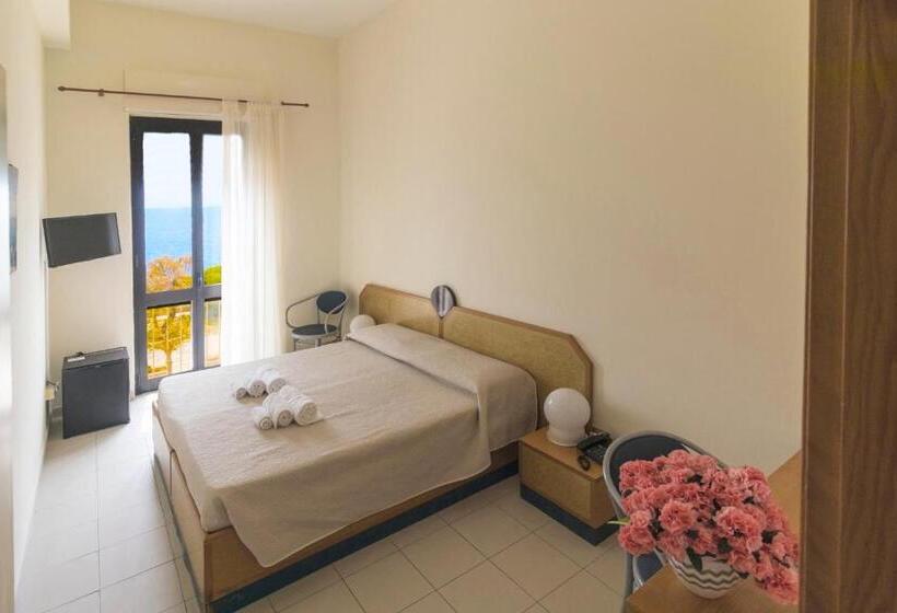 חדר סטנדרטי יחיד עם נוף לים, Albergo Palazzo