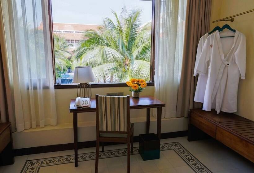 سوییت جونیور, Almanity Hoi An Resort & Spa